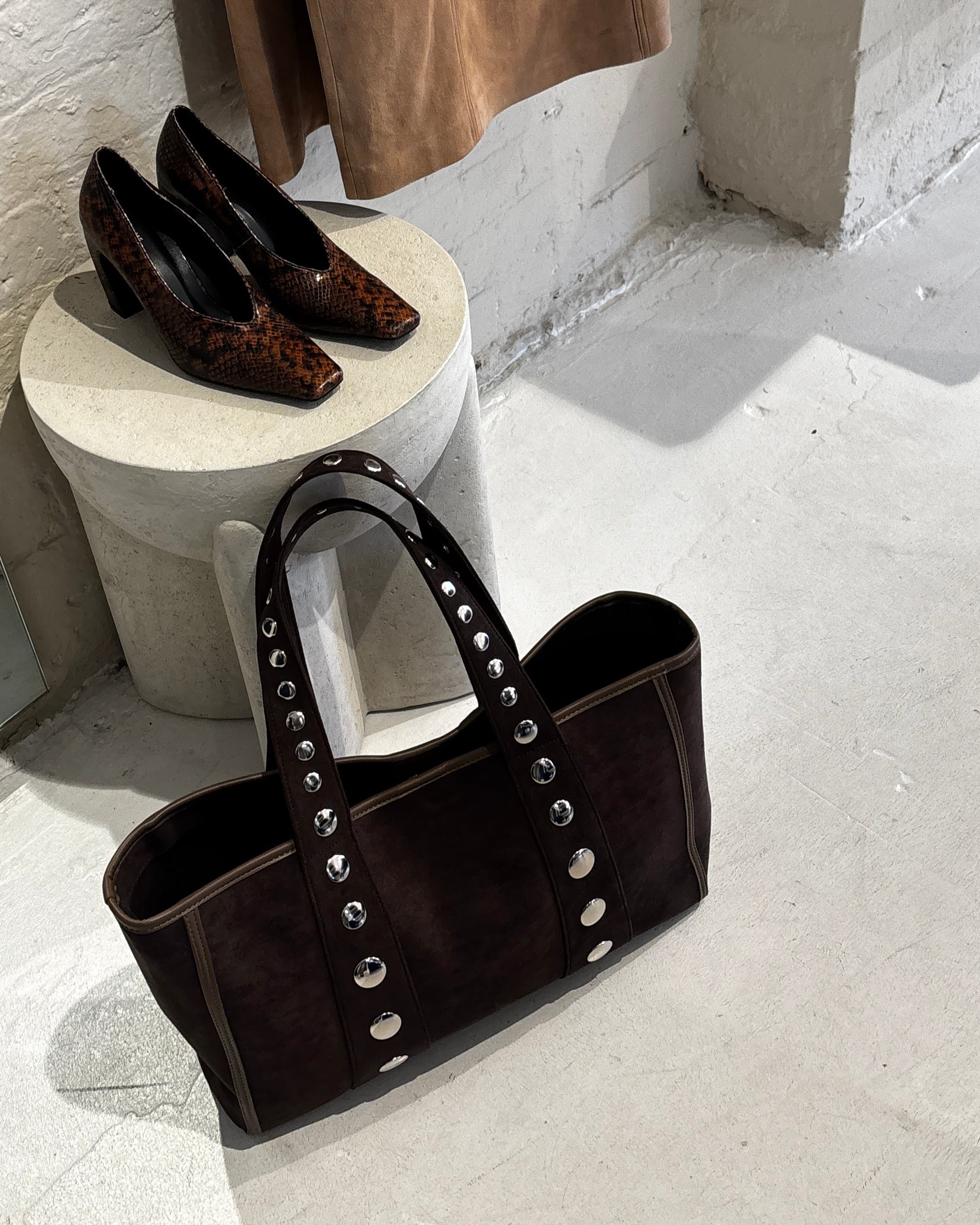 Rubes Dark Choc Handbag